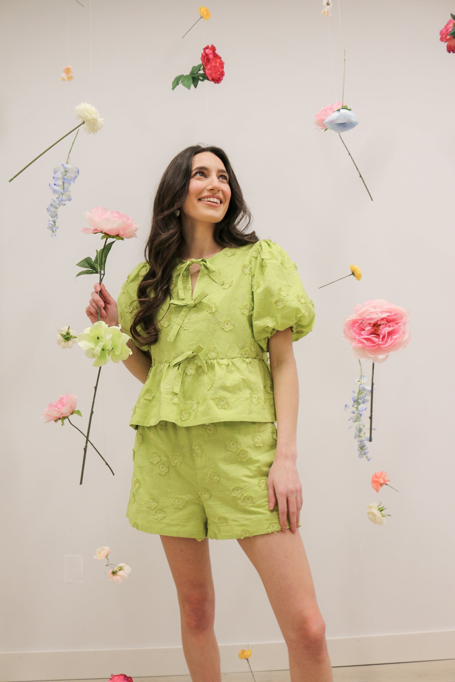 Embroidered Floral Appliqué Front Tie Closure Bubble Short Sleeve Blouse - Apple Green