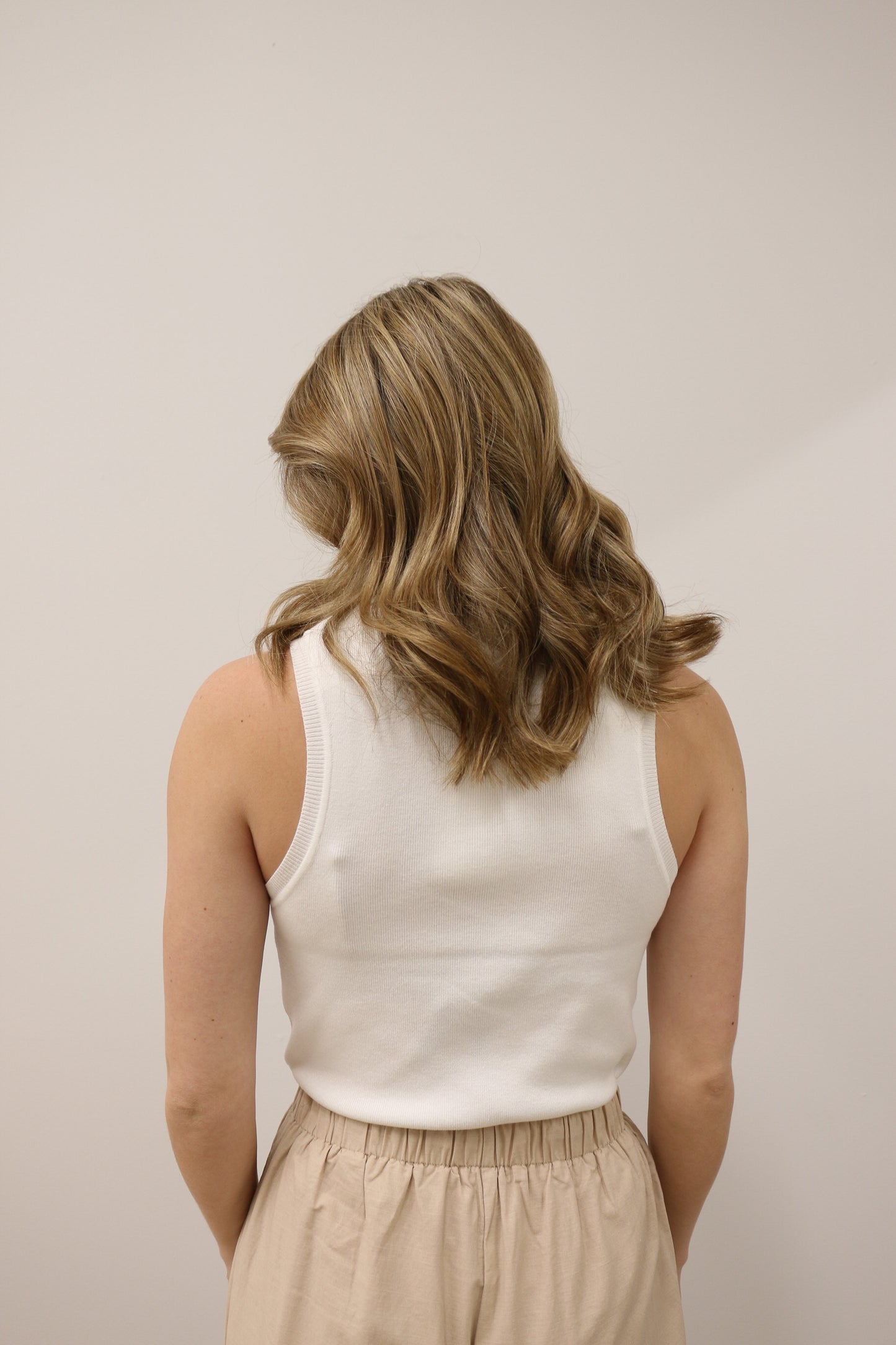 Lightweight Knit Fitted Tank Top - Off White