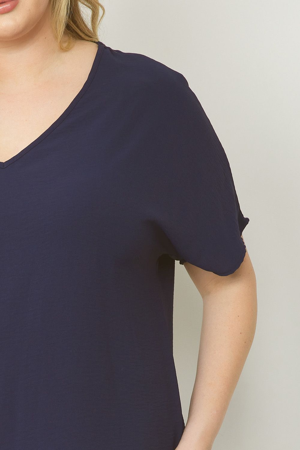 Thea Curve Essential V-Neck Short Sleeve Woven Blouse - Navy