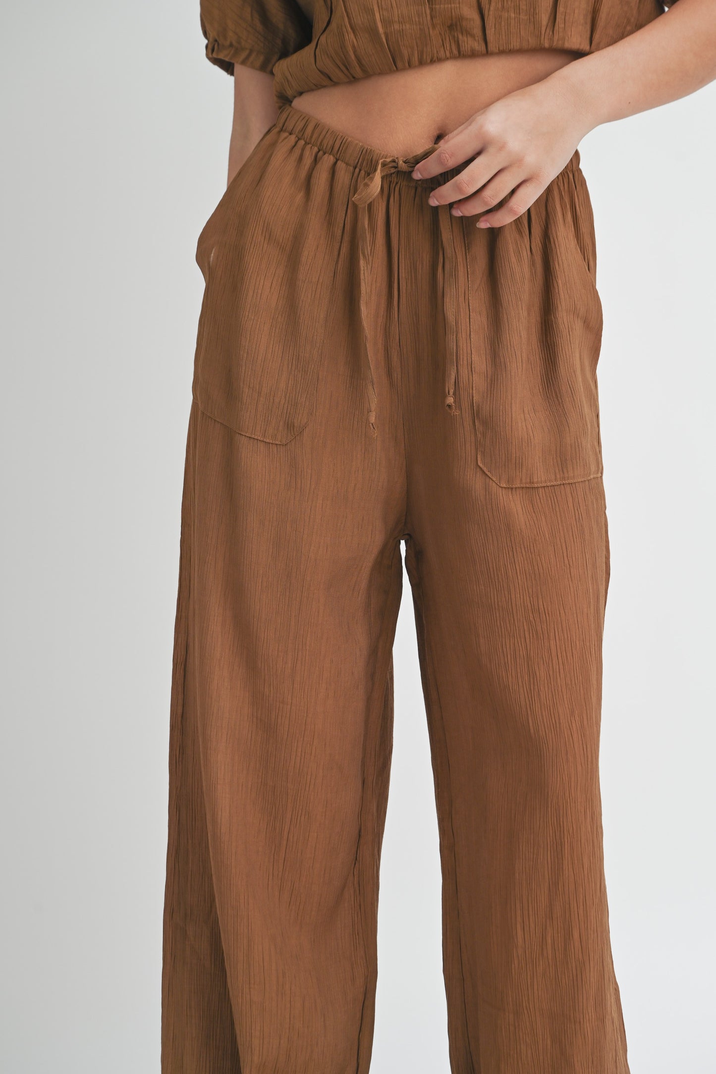 Canyon Textured Fabric Drawstring Loose Pants - Brown