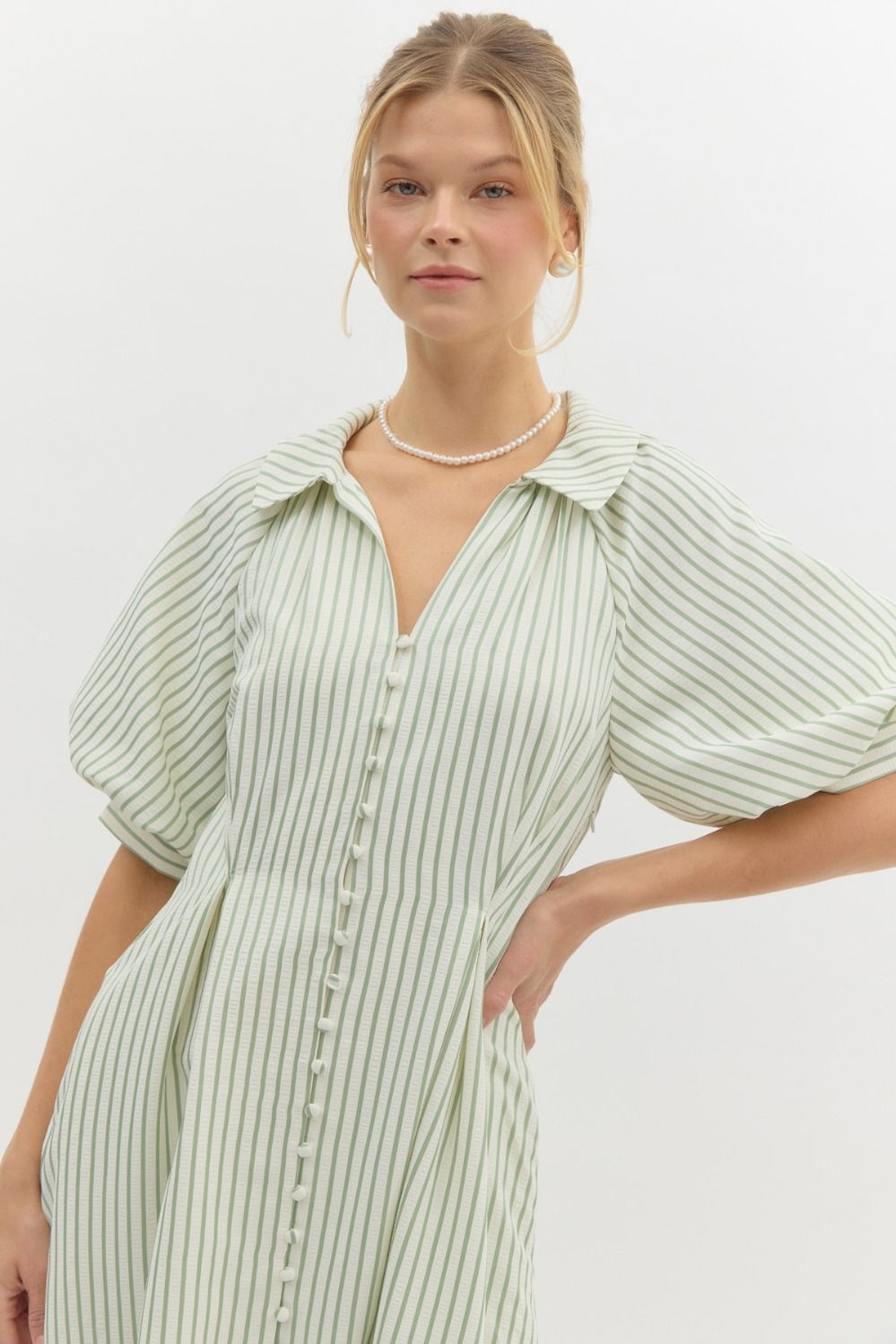 Vertical Stripe Short Sleeve Pleat Waisted Collared Midi Dress - Pale Green