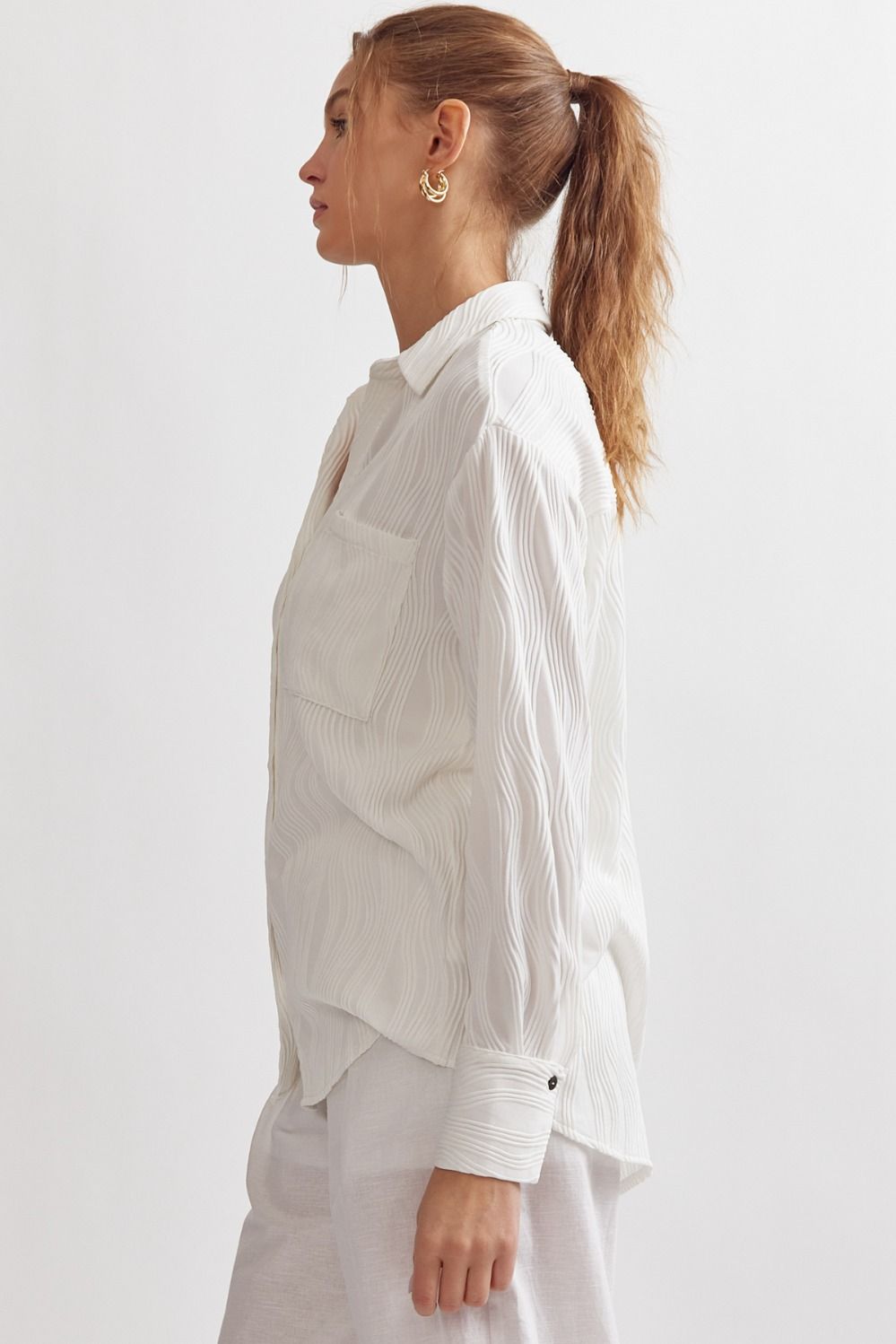 Caroline Long Sleeve Wave Textured Button Up Blouse - White
