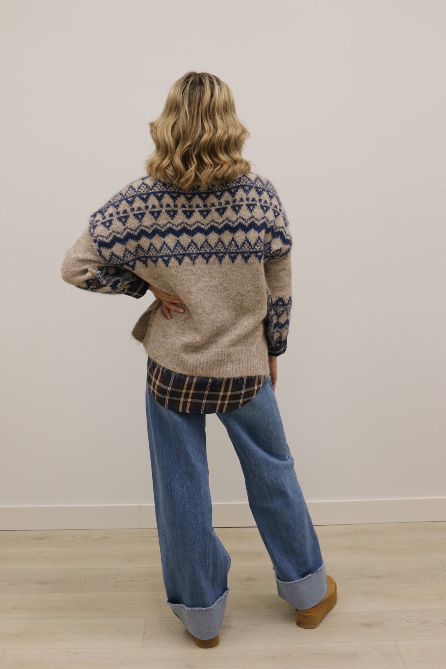 Cabin Fever Oversized Long Sleeve Printed Sweater - Tan Navy