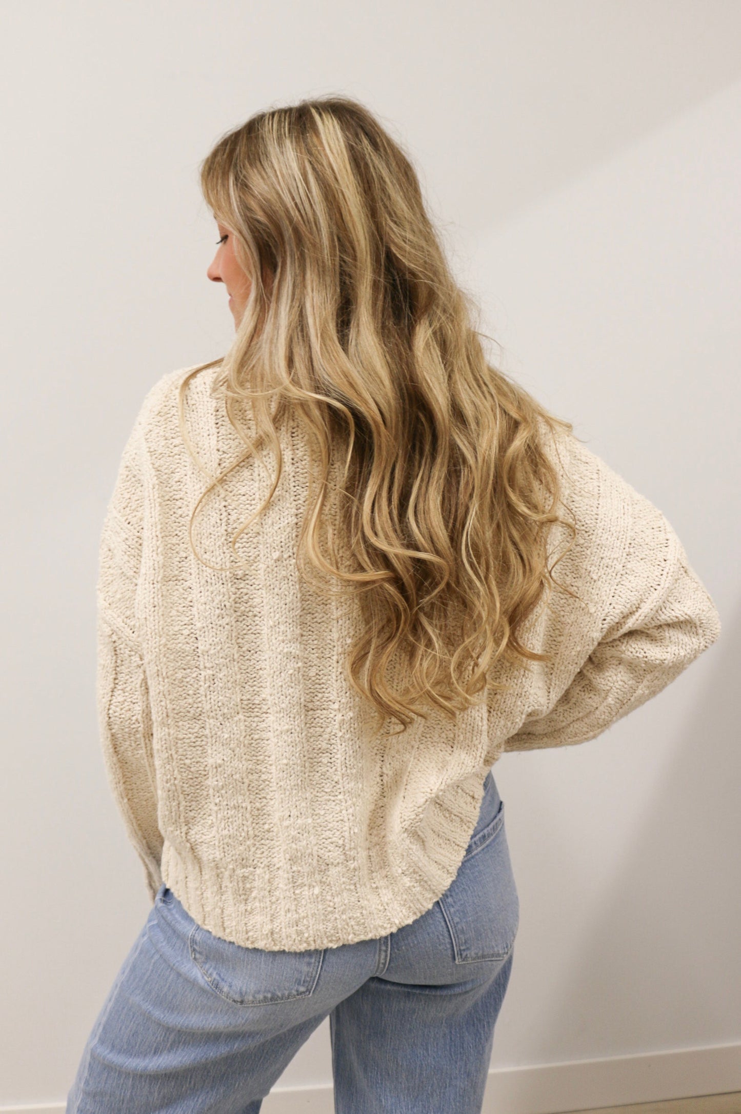 Lume Wide Ribbed Long Sleeve Crewneck Knit Sweater Pullover - Natural