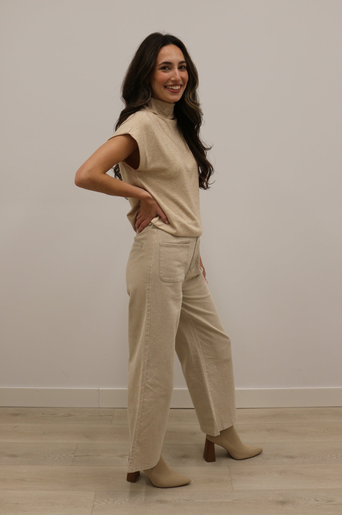 Reeves High Waisted Wide Leg Crop Pant - Khaki Stone