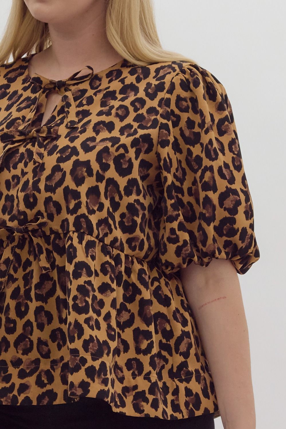 Leopard Curve Bow Front Bubble Sleeve Peplum Blouse - Leopard
