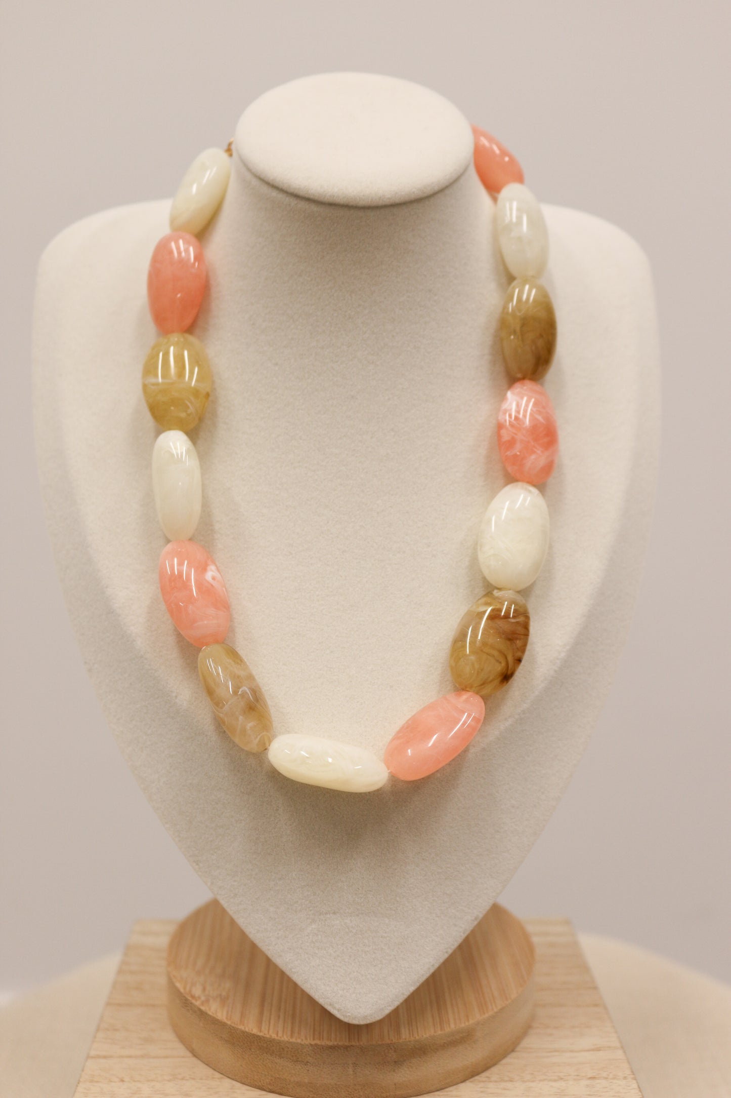 Rue Oval Stone Beaded Necklace - Light Pink Multi