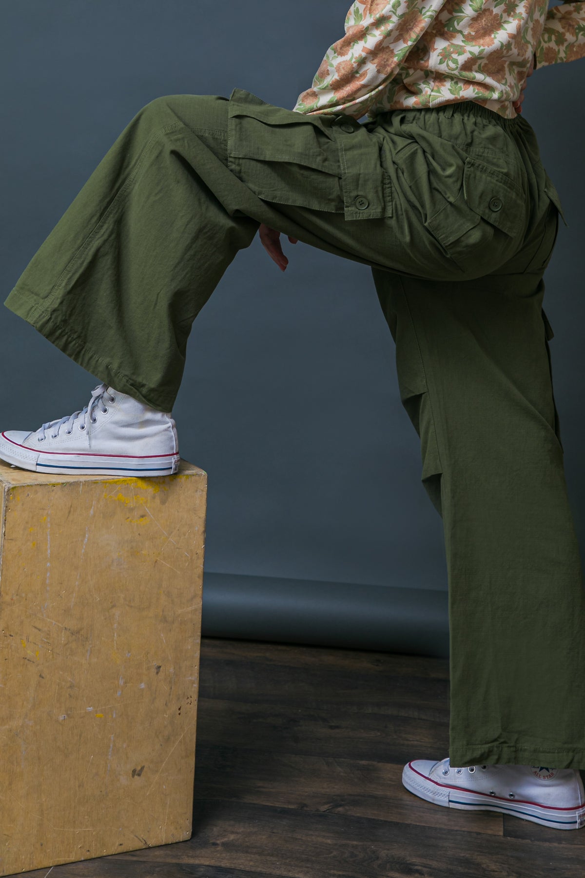 Beatrix High Waisted Wide Leg Cargo Pants - Olive
