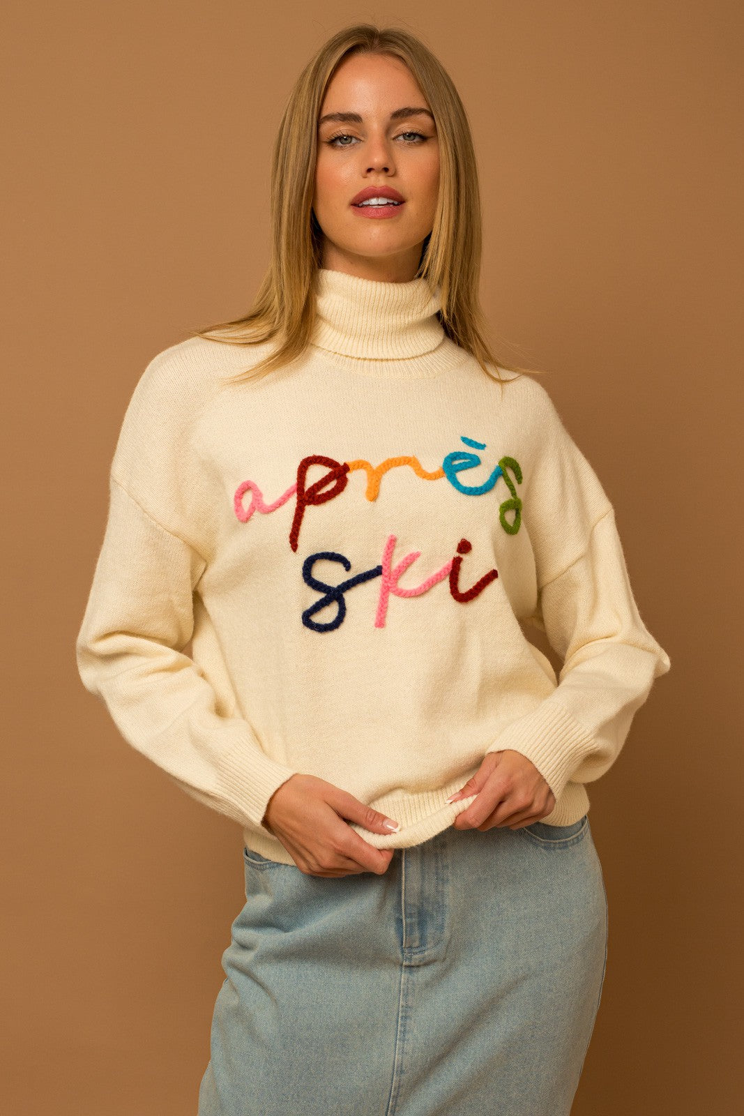 zSALE Apres Ski 3D Letter Long Sleeve Turtleneck Sweater - Ivory Multi