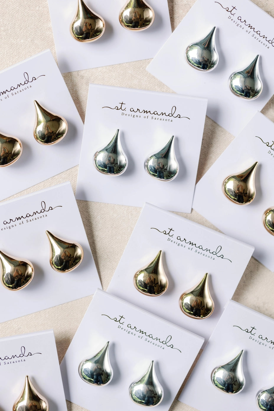 Teardrop Chunky Statement Stud Earrings - Gold