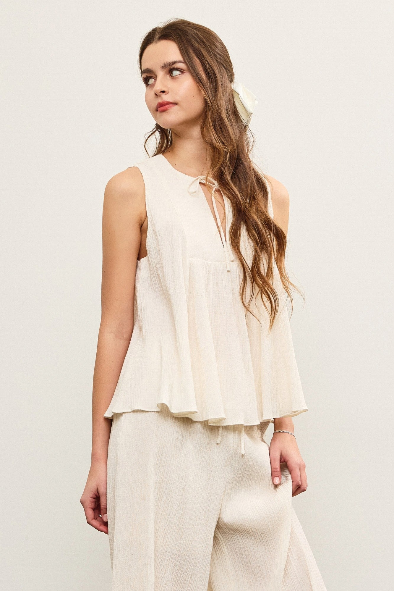 Breeze Sleeveless Relaxed Textured Fabric Tie Detail Top - Linen