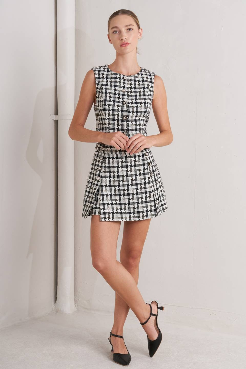 Valerie Pearl Button Tweed High Waisted Skort - Ivory Multi