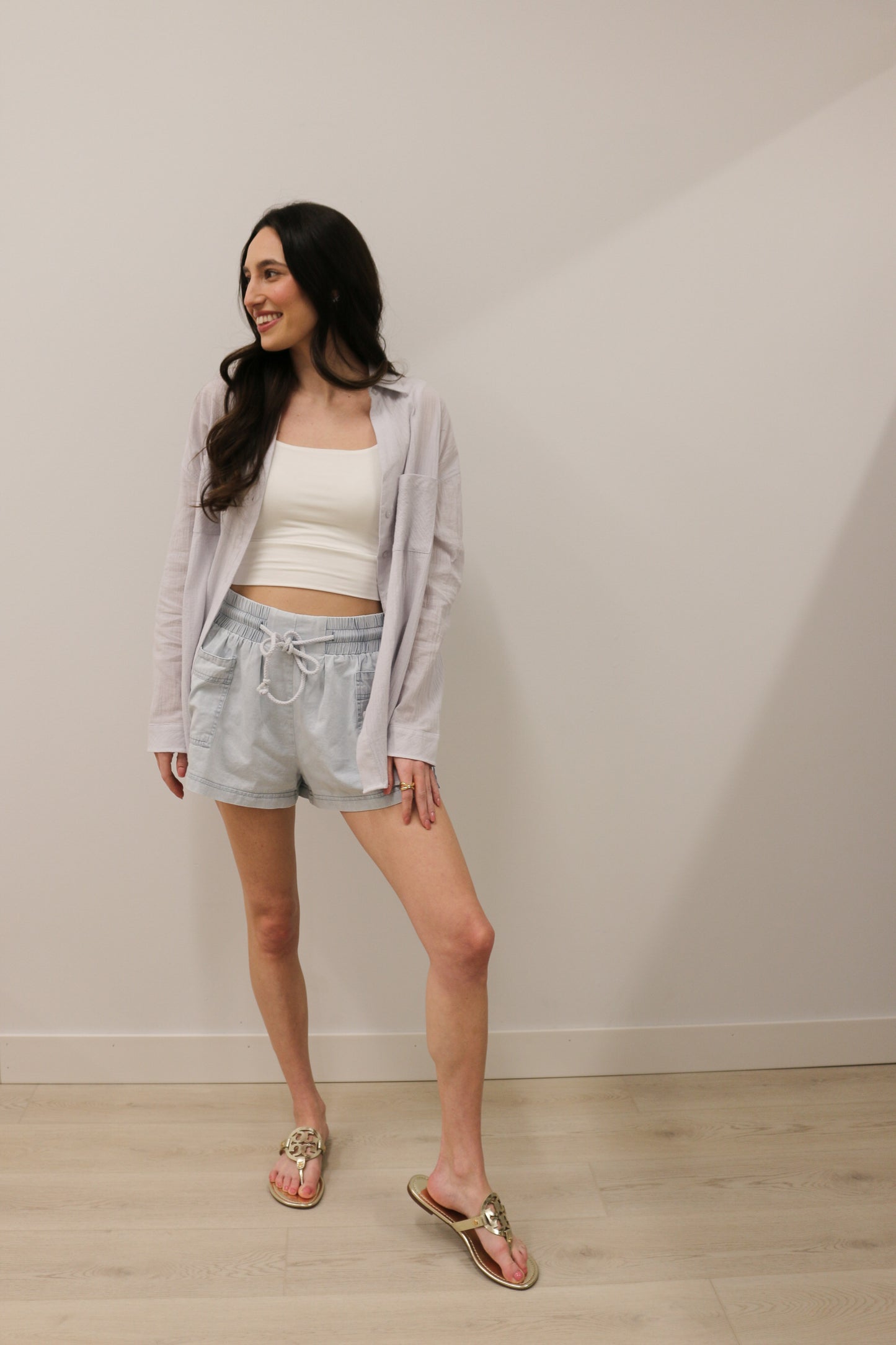 Tie Front Elastic Band Pocket Shorts - Chambray Blue