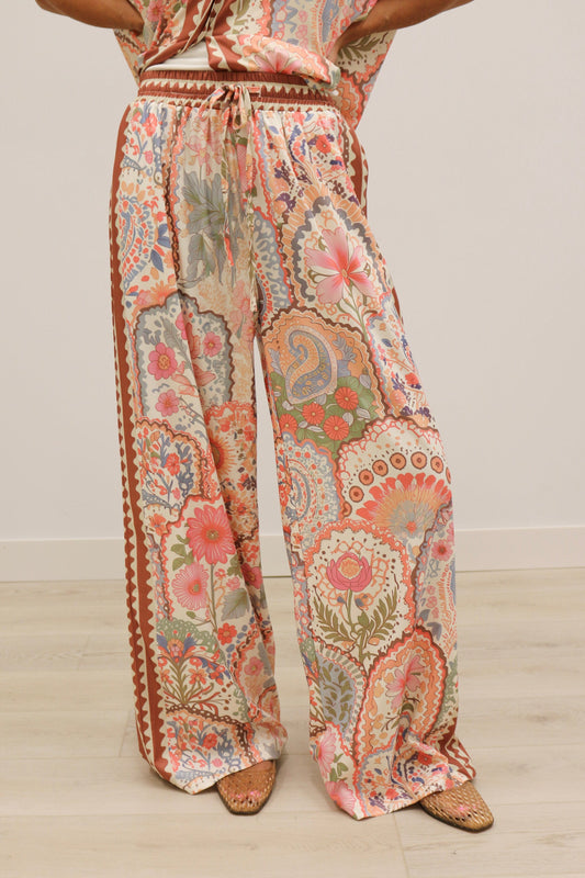 Grotta Printed High Waisted Wide Leg Pants - Pink Multi