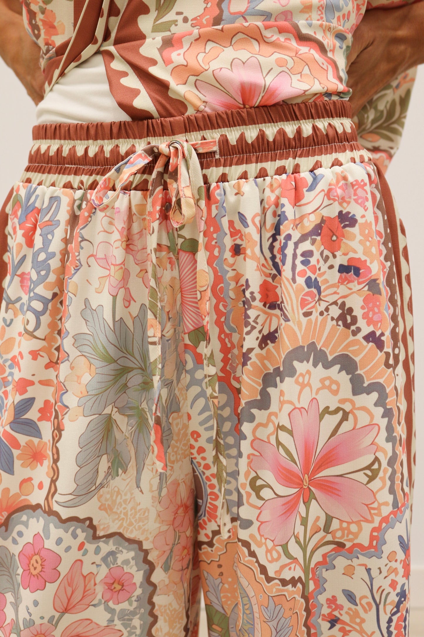 Grotta Printed High Waisted Wide Leg Pants - Pink Multi