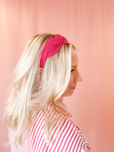 Load image into Gallery viewer, Twist Fabric Headband - Pink
