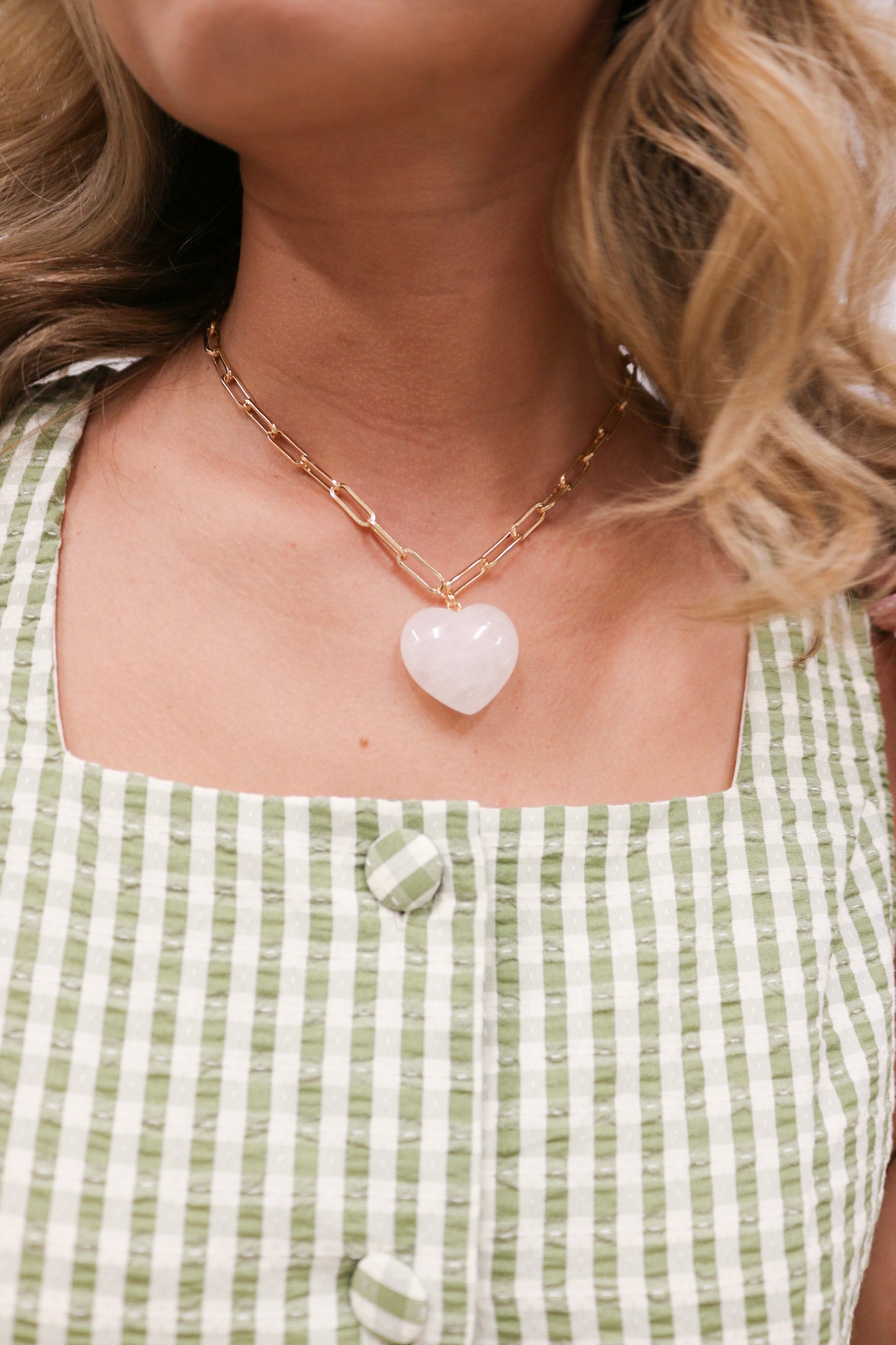 Britain Gold Paperclip Chain Necklace with Stone Heart - White
