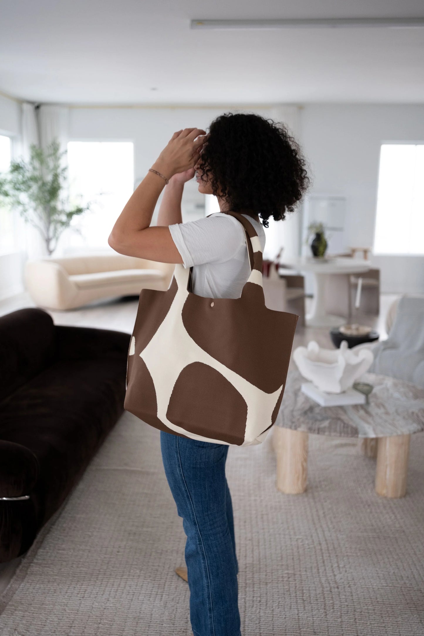 MOOdy Printed Signature Tote Machine Washable - Brown Multi