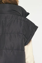 Load image into Gallery viewer, Abbey Oversized Quilted Zip Up Puffer Vest - Black

