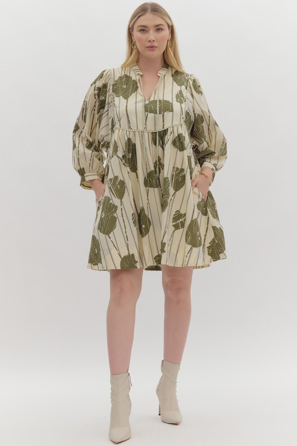 Abbigail Curve Floral Printed V-Neck 3/4 Sleeve Mini Dress - Green Multi