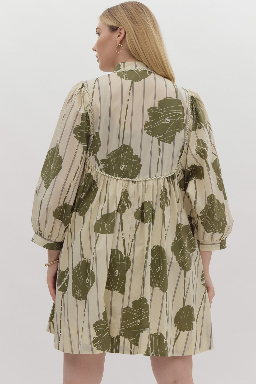 Abbigail Curve Floral Printed V-Neck 3/4 Sleeve Mini Dress - Green Multi