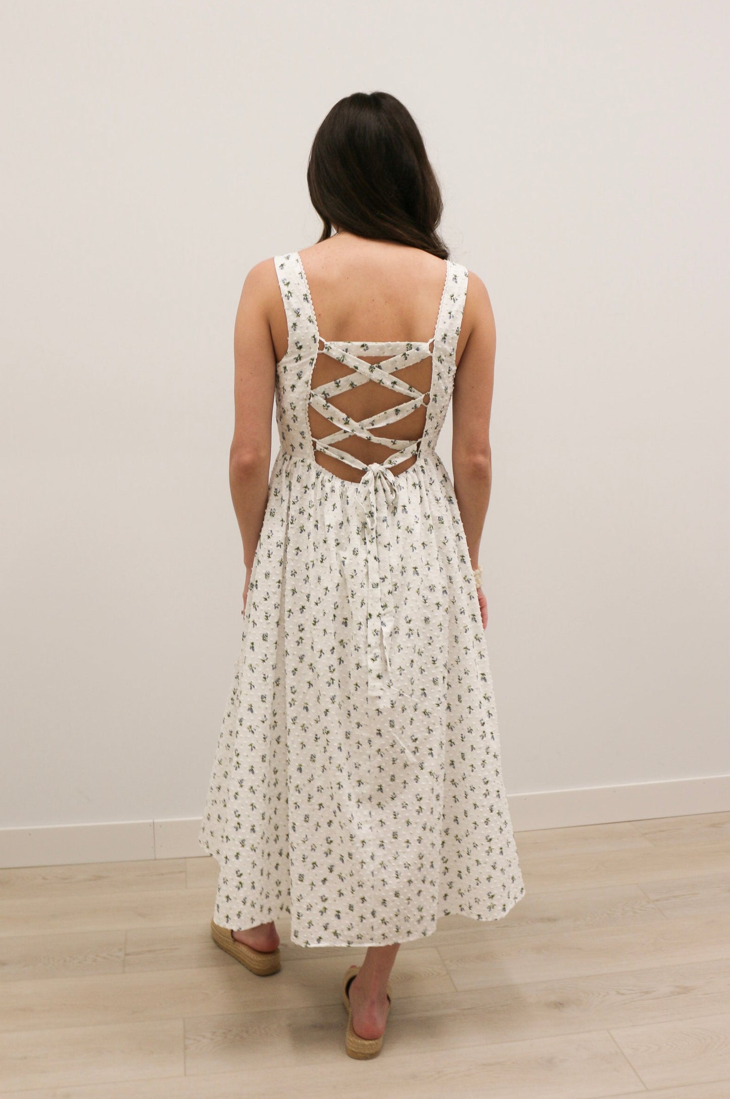 Avielle Ditzy Floral Clip Dot Corset Tie Sleeveless Midi Dress - White Blue Multi