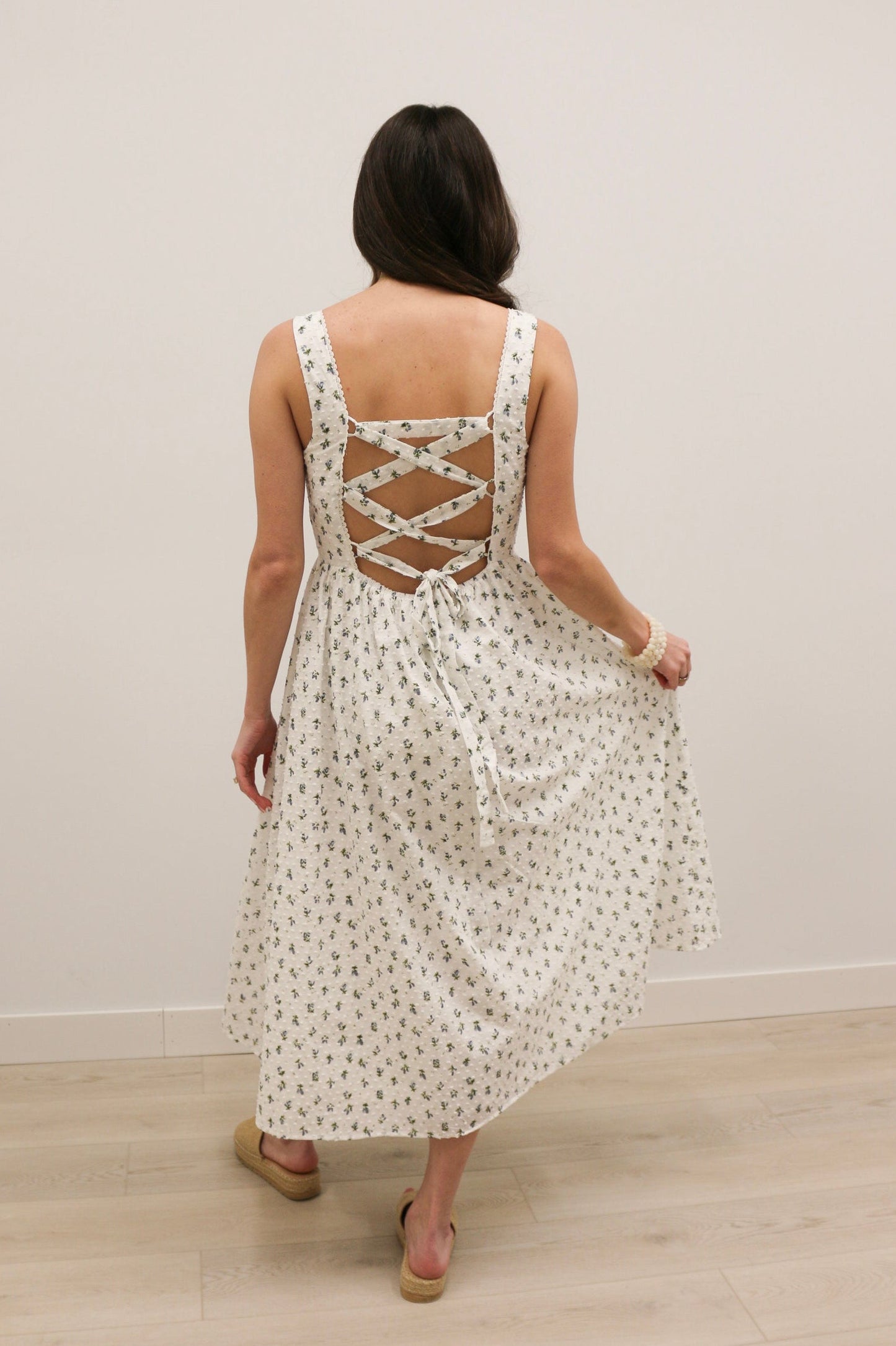 Avielle Ditzy Floral Clip Dot Corset Tie Sleeveless Midi Dress - White Blue Multi