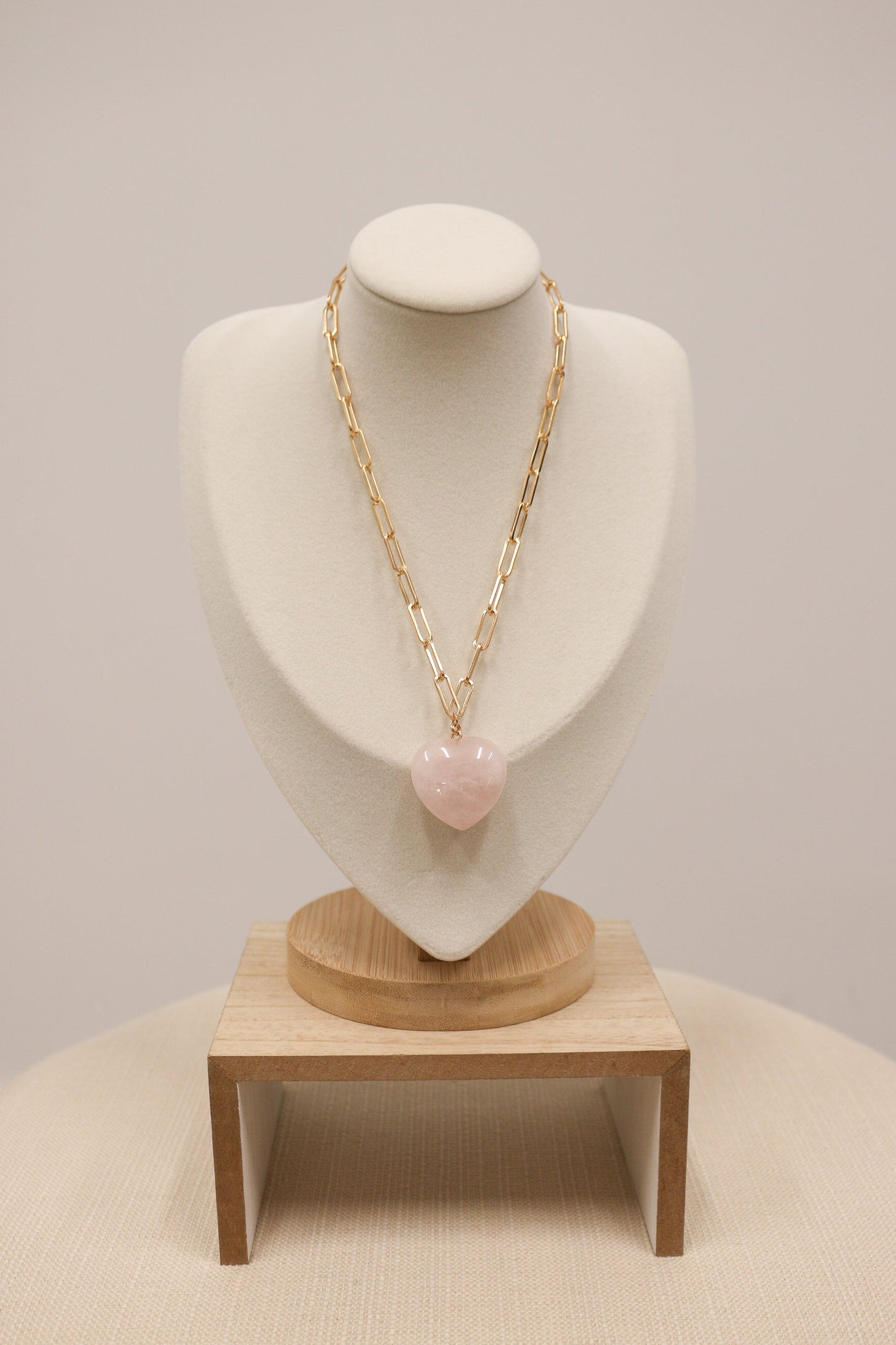 Britain Gold Paperclip Chain Necklace with Stone Heart - Light Pink
