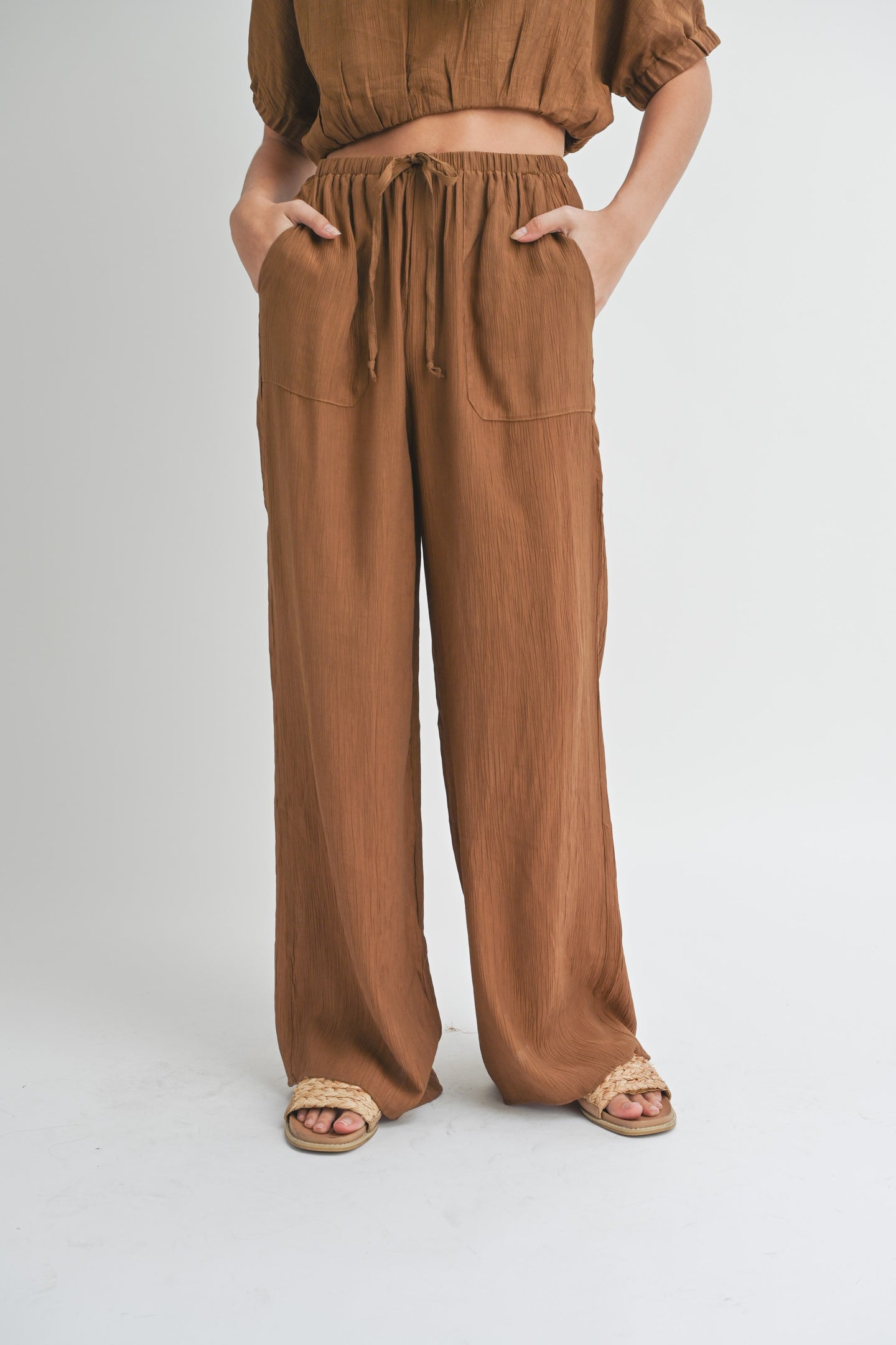 Canyon Textured Fabric Drawstring Loose Pants - Brown