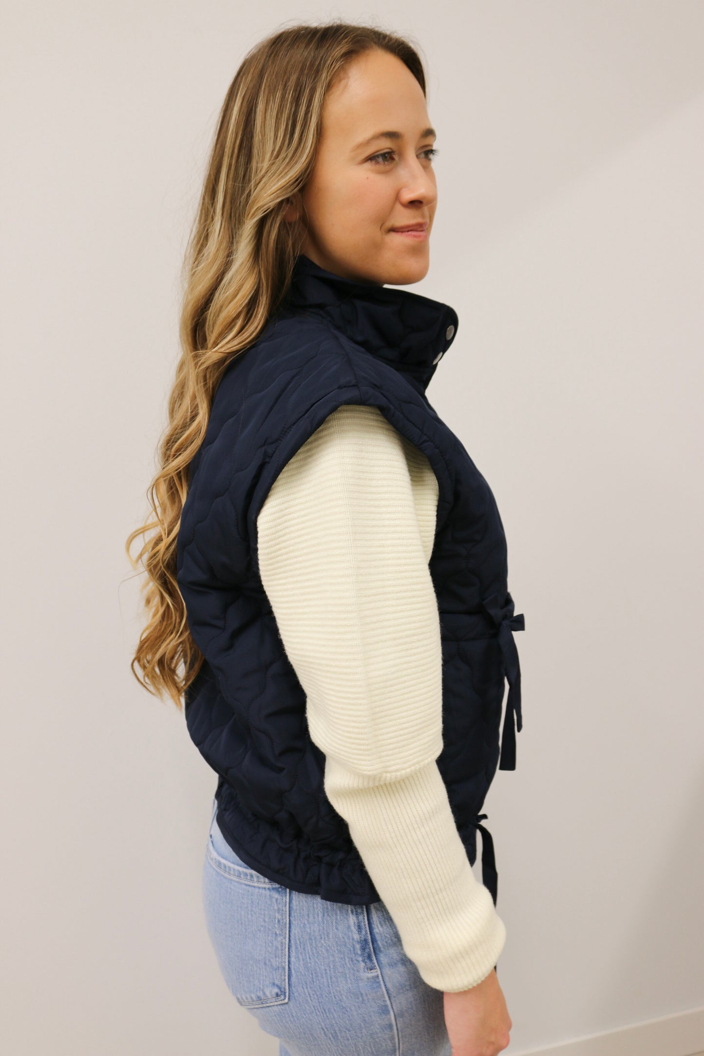 Aven Tie Detail Snap Button Down Quilted Puffer Vest – Navy Blue