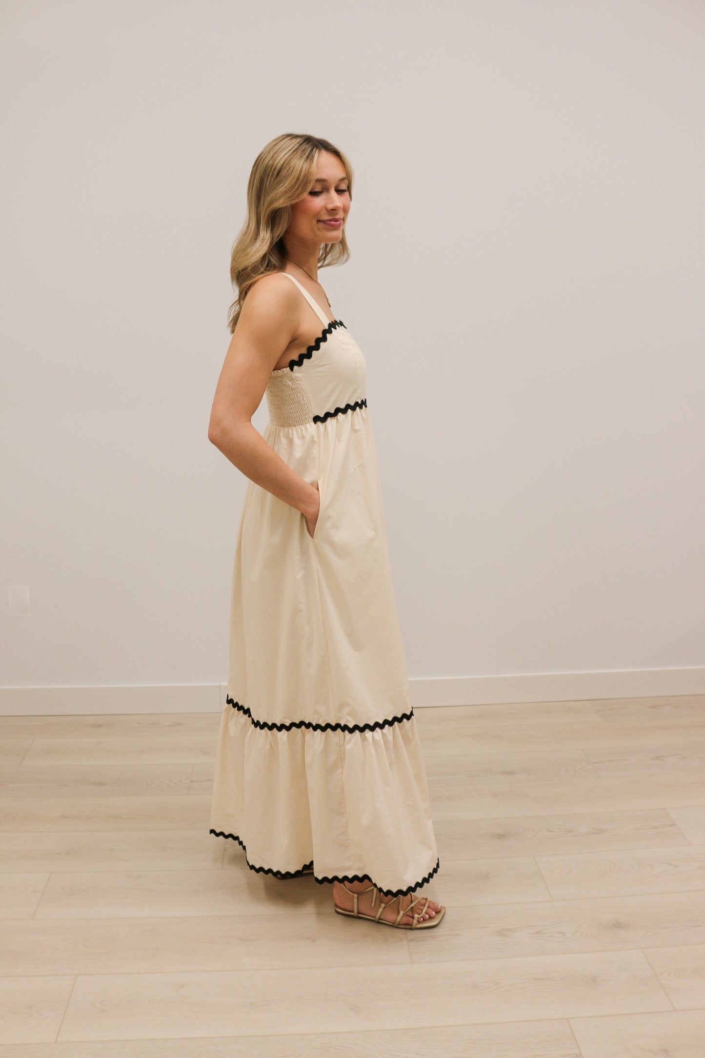 Sophie Sleeveless Tiered Ric Rac Trim Maxi Dress - Cream Muli
