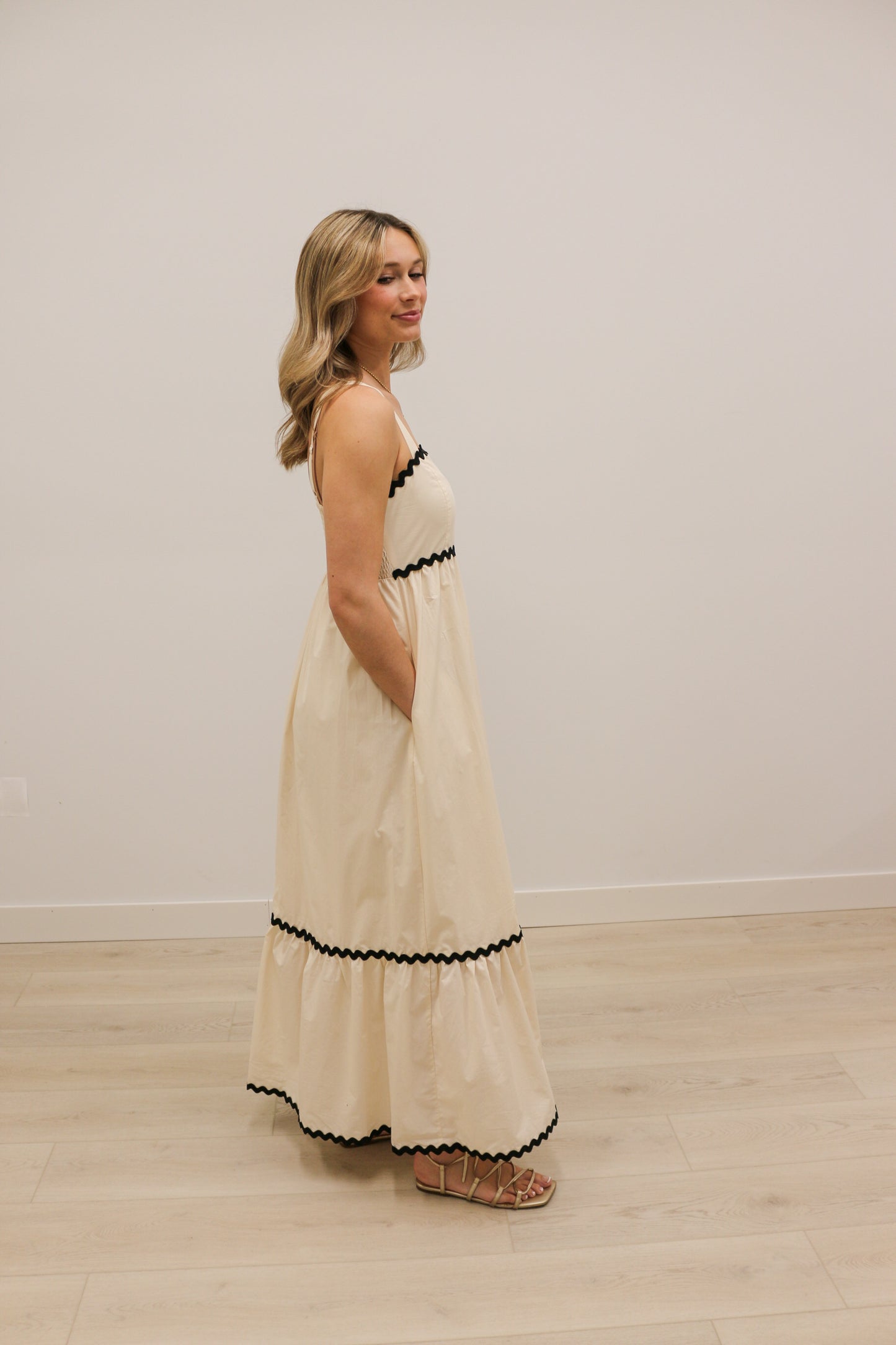 Sophie Sleeveless Tiered Ric Rac Trim Maxi Dress - Cream Muli