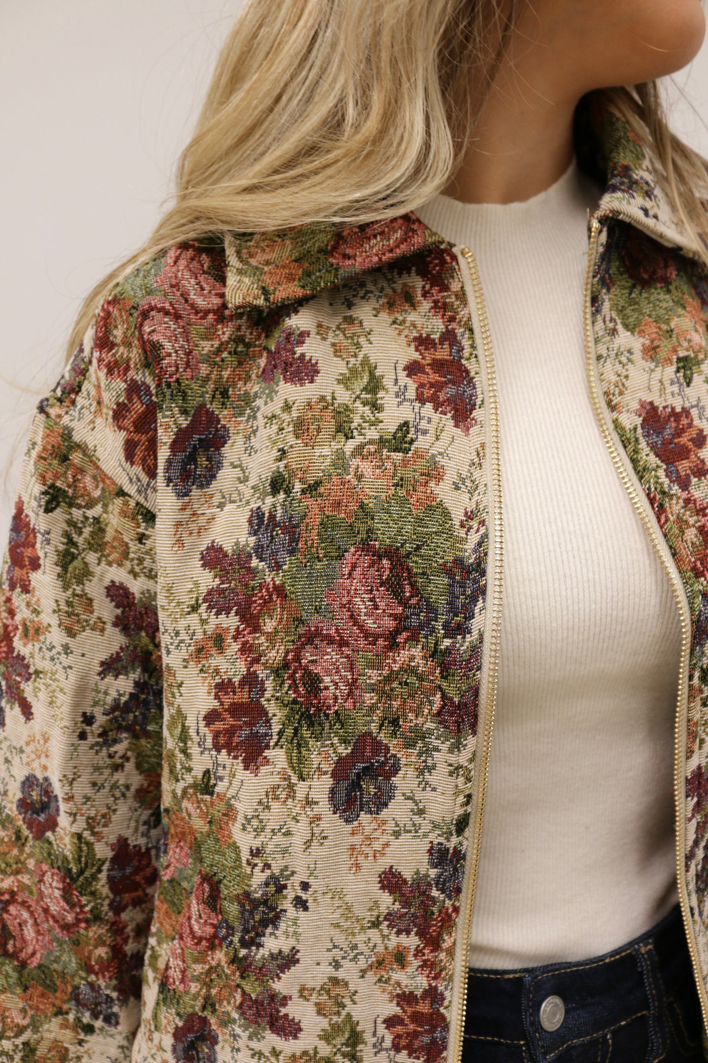 Marisol Vintage Rose Tapestry Zip-up Bomber Jacket - Multi