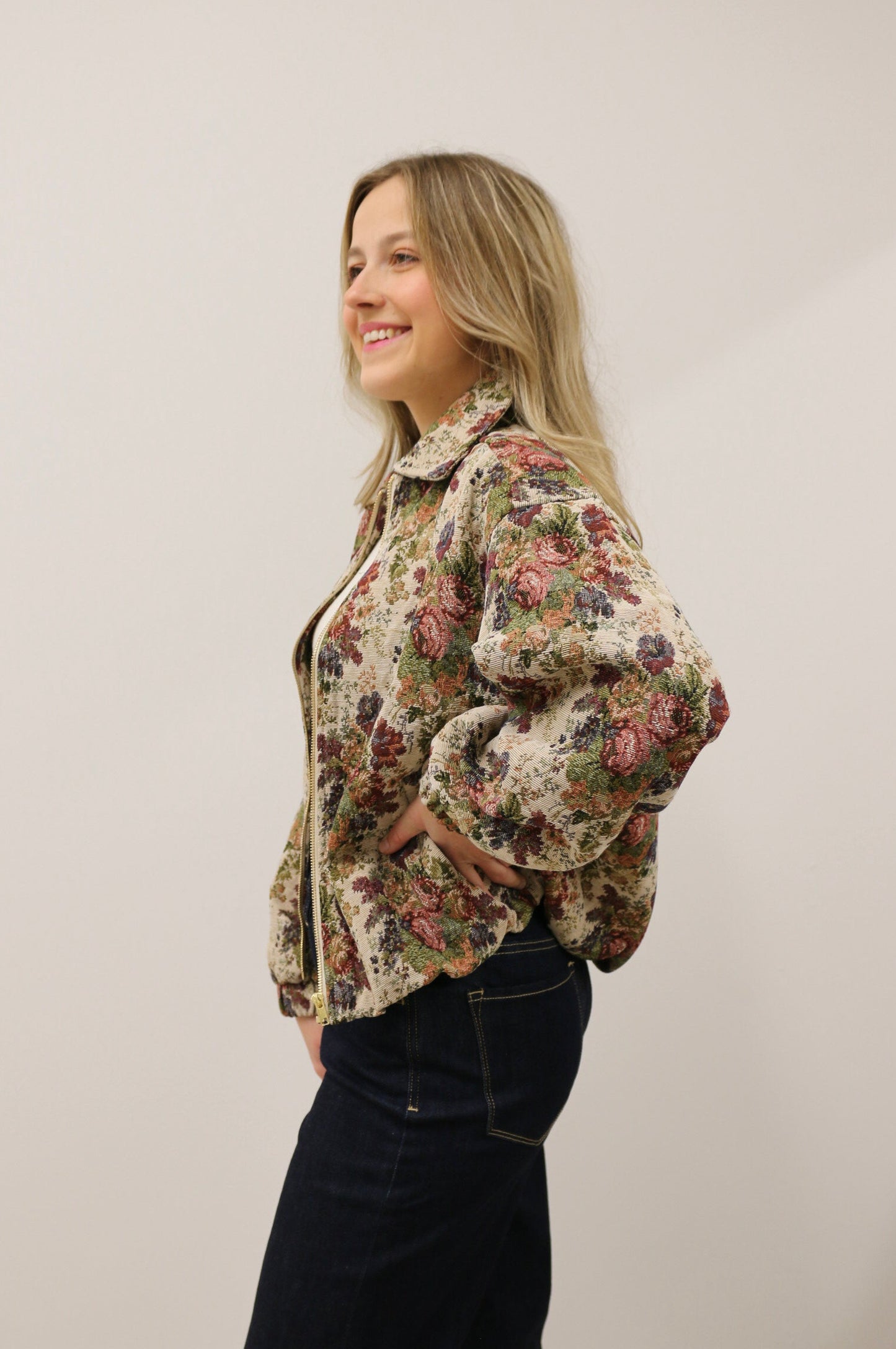 Marisol Vintage Rose Tapestry Zip-up Bomber Jacket - Multi
