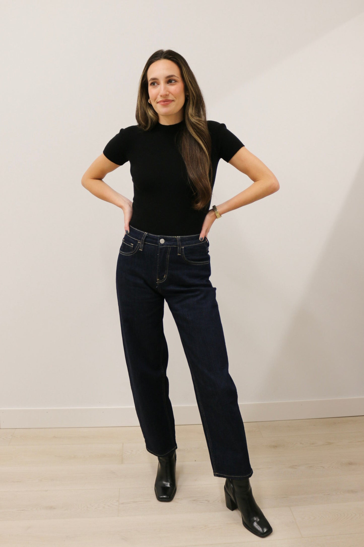 Aura Short Sleeve Soft Knit Sweater Top - Black