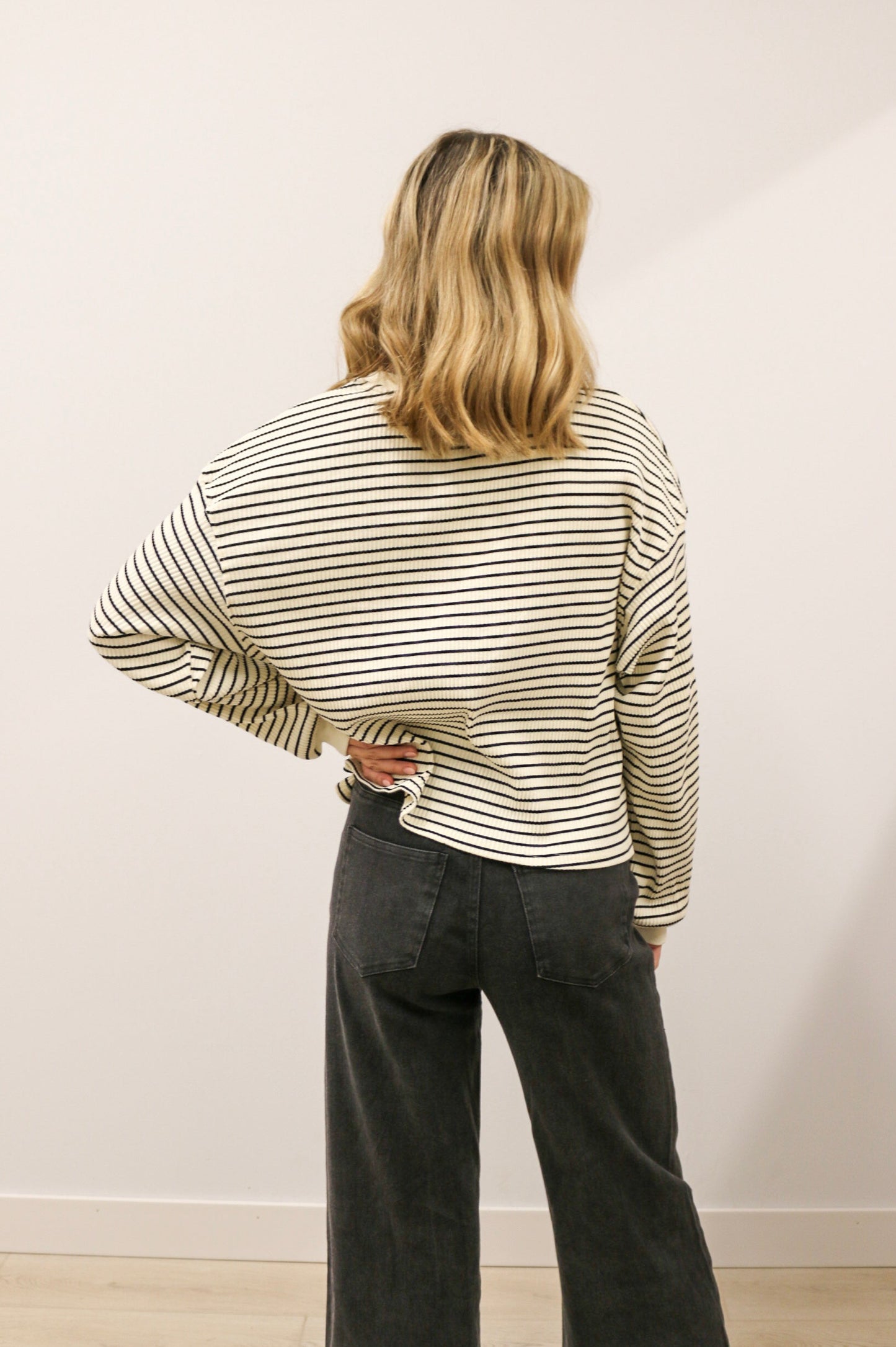 Leisure Stripe Ribbed Crewneck Long Sleeve Knit Top - Cream Black