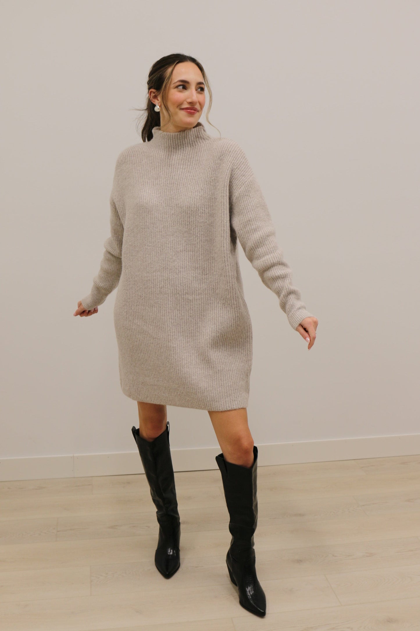 Taylor Long Sleeve Oversized Chunky Sweater Mini Dress - Light Gray