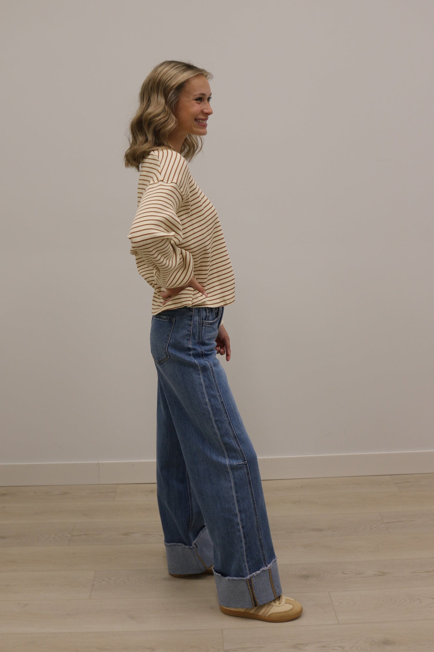 Leisure Stripe Ribbed Crewneck Long Sleeve Knit Top - Cream Brown