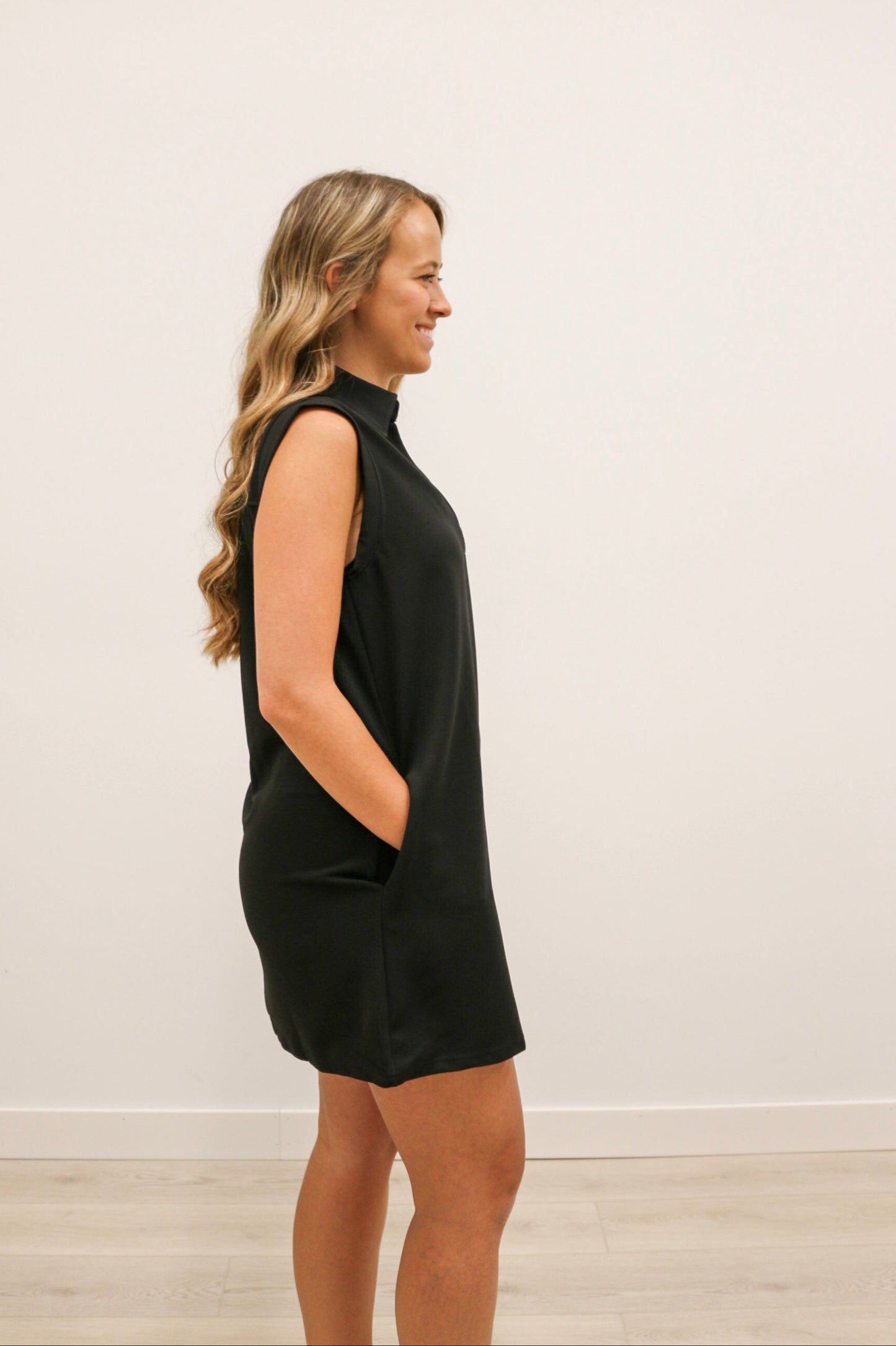 Sporty Collared V-Neck Textured Knit Mini Dress - Black