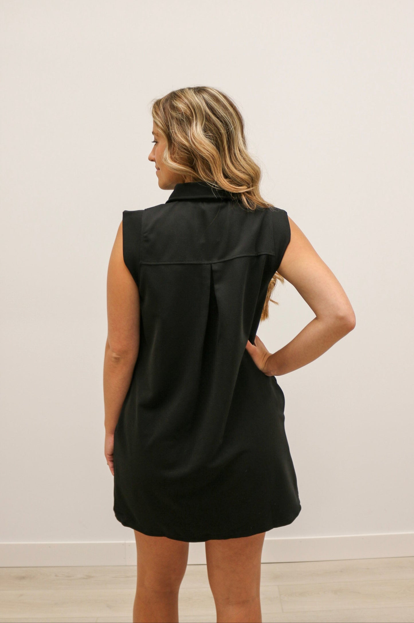 Sporty Collared V-Neck Textured Knit Mini Dress - Black