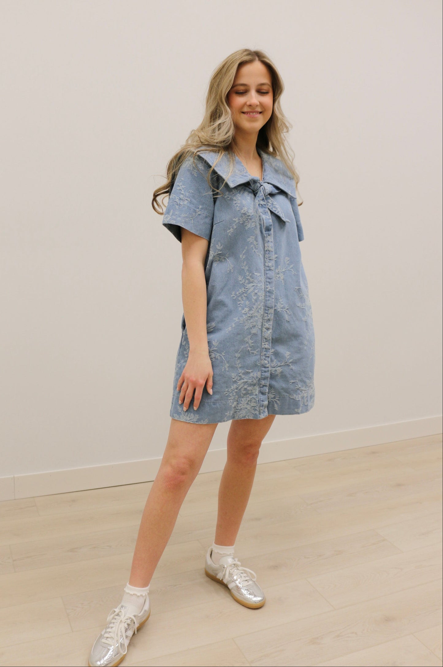 Hendry Short Sleeve Sailor Collar Textured Floral Print Mini Dress - Light Denim