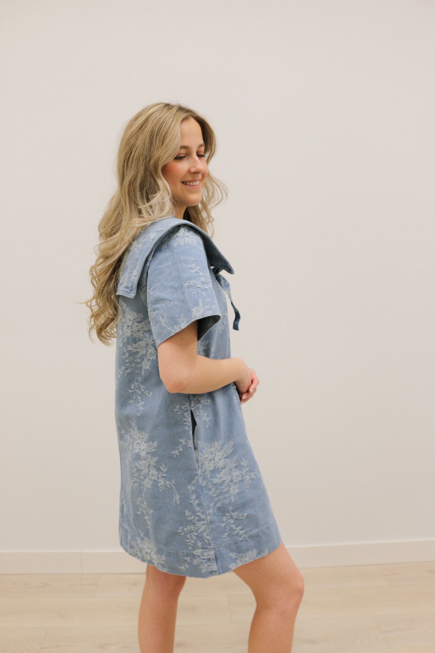 Hendry Short Sleeve Sailor Collar Textured Floral Print Mini Dress - Light Denim