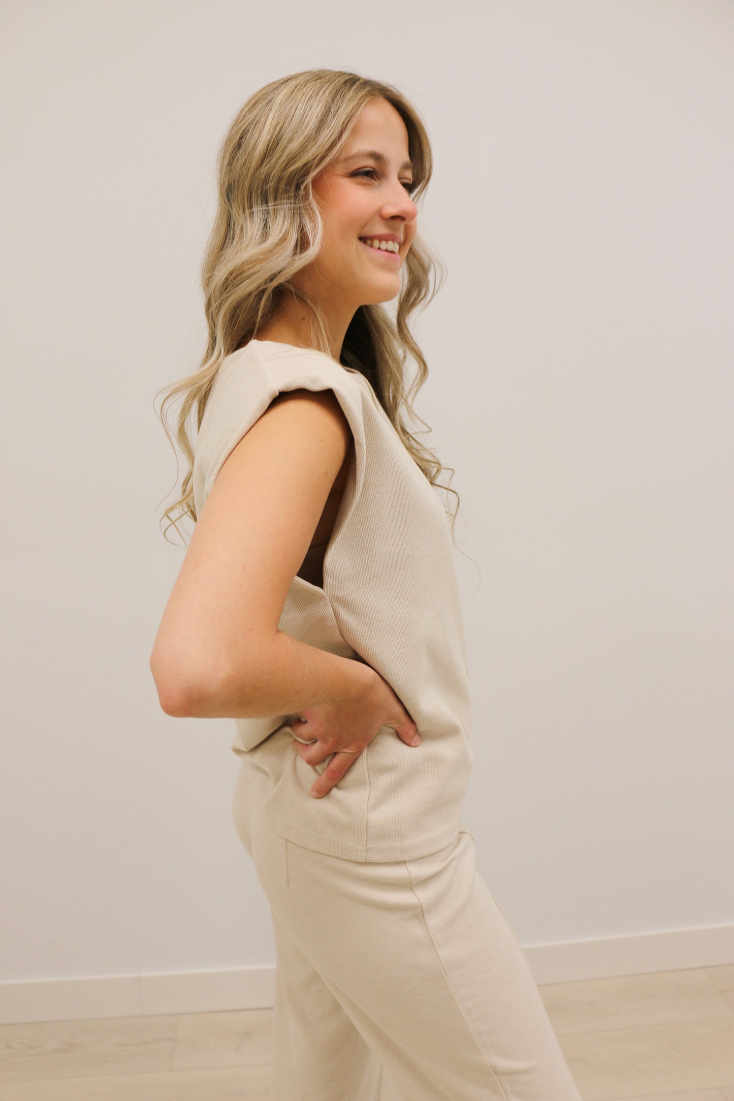 Leigh Front Seam Sleeveless Knit Top - Oatmeal
