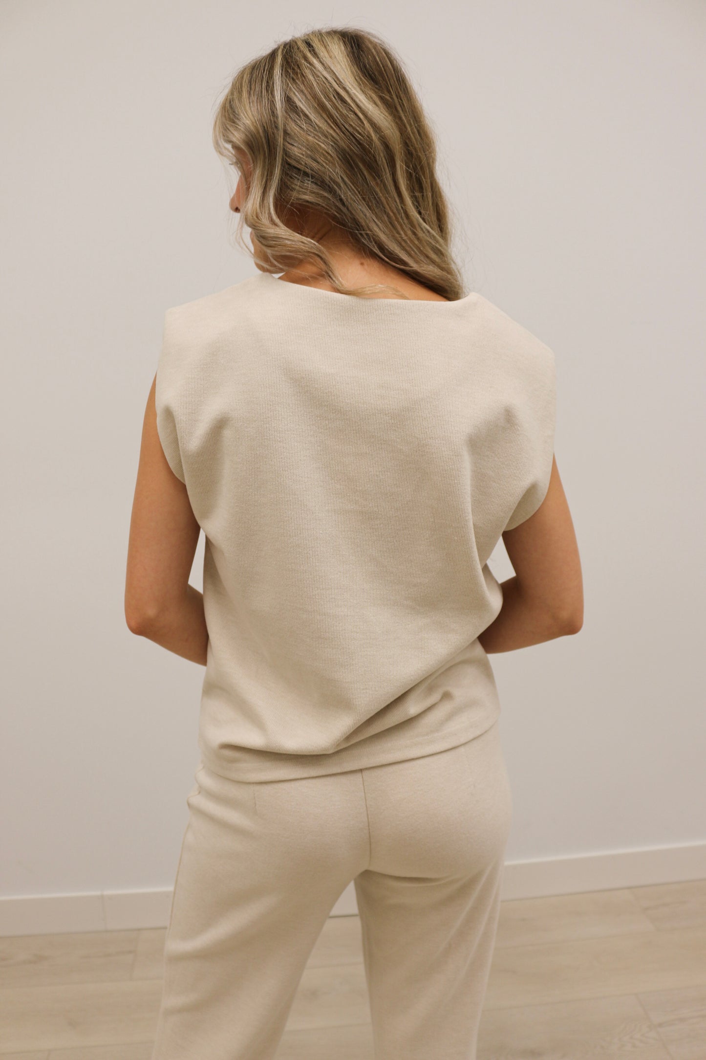 Leigh Front Seam Sleeveless Knit Top - Oatmeal