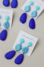 Load image into Gallery viewer, Lido Ombre Drop Earrings - Blue Multi
