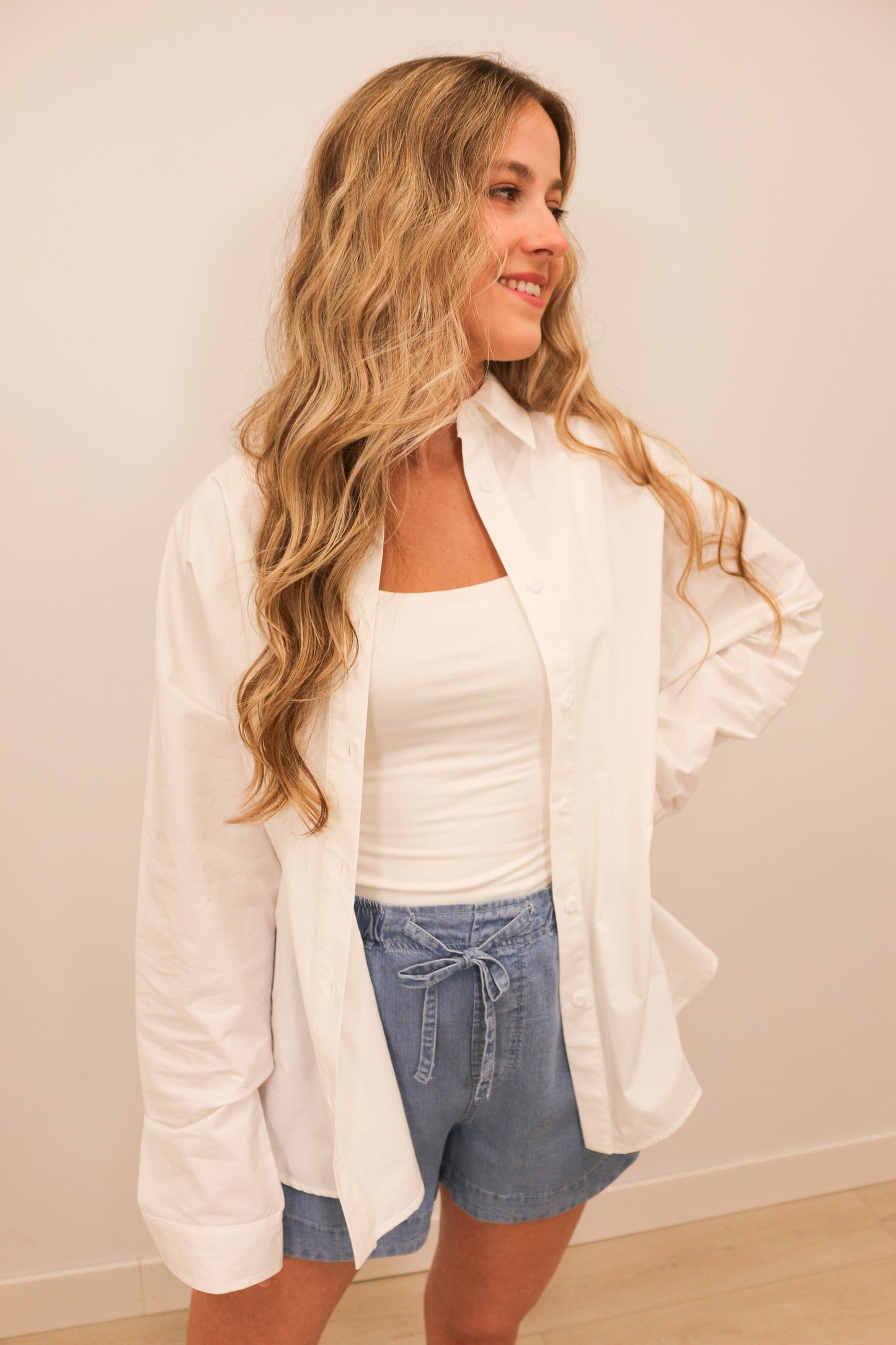 Parker Oversized Crisp Collared Button Up - White