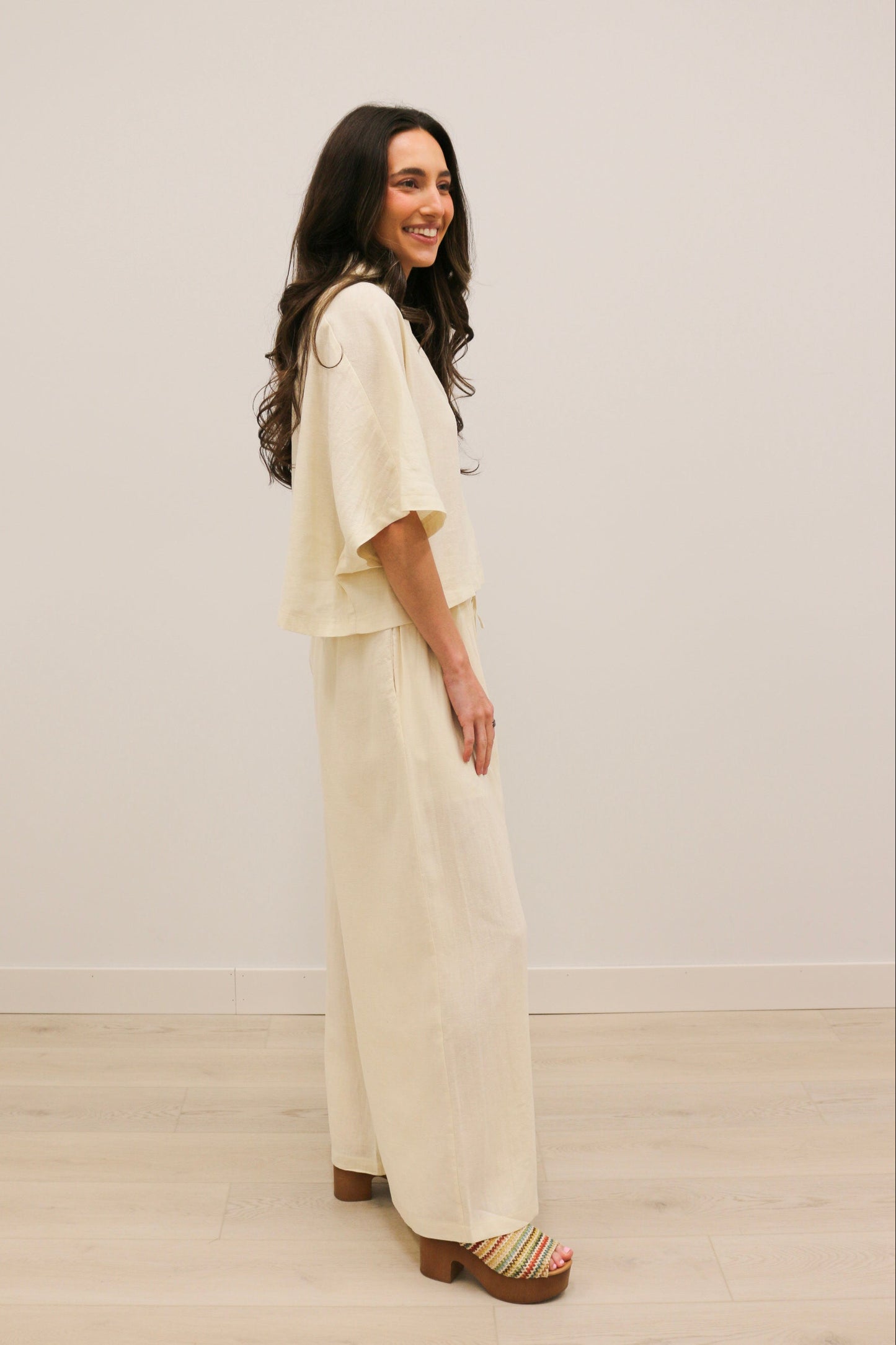 Raleigh Textured Wide Leg Relaxed Fit Drawstring Pants - Light Linen