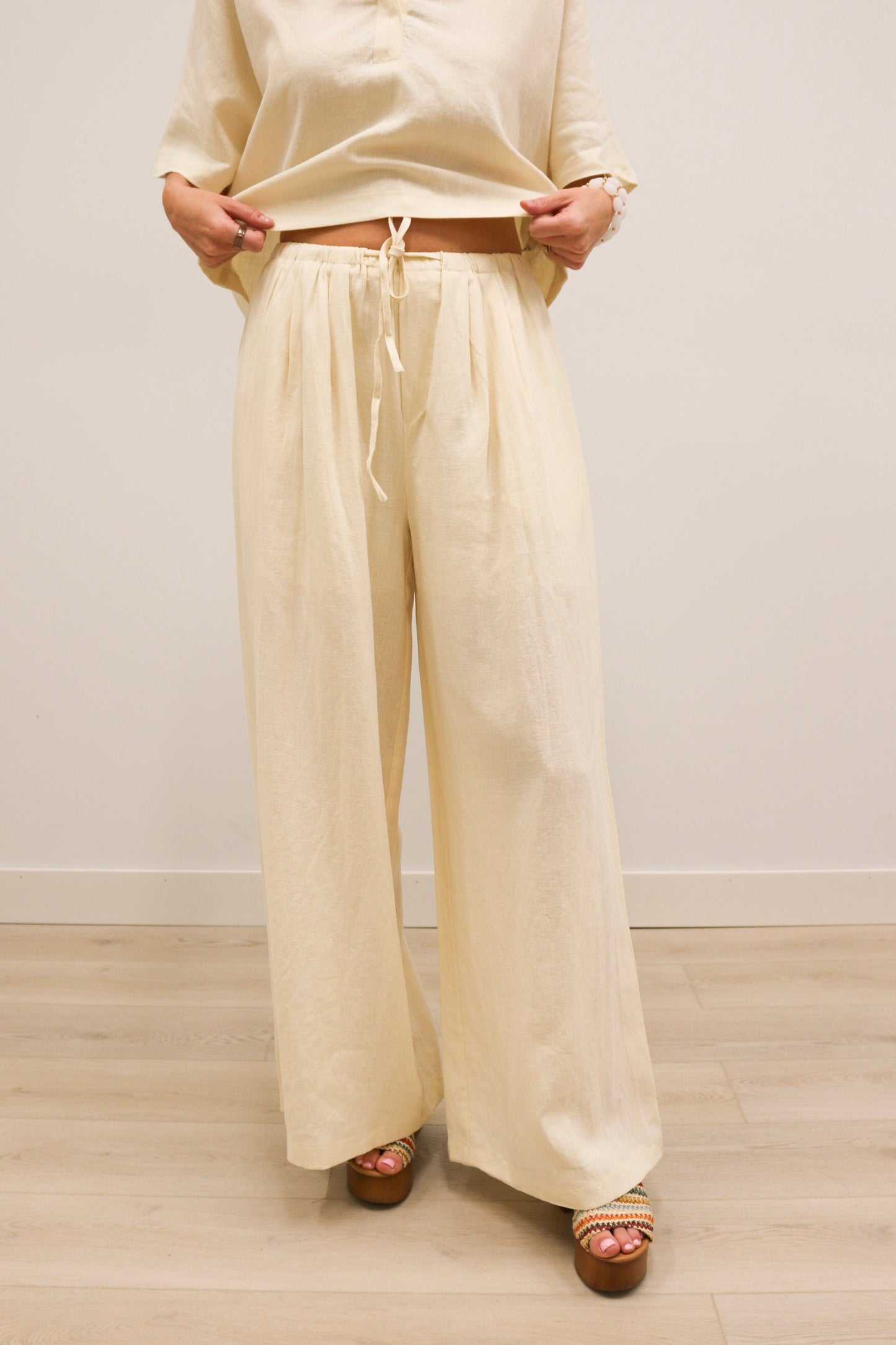 Raleigh Textured Wide Leg Relaxed Fit Drawstring Pants - Light Linen