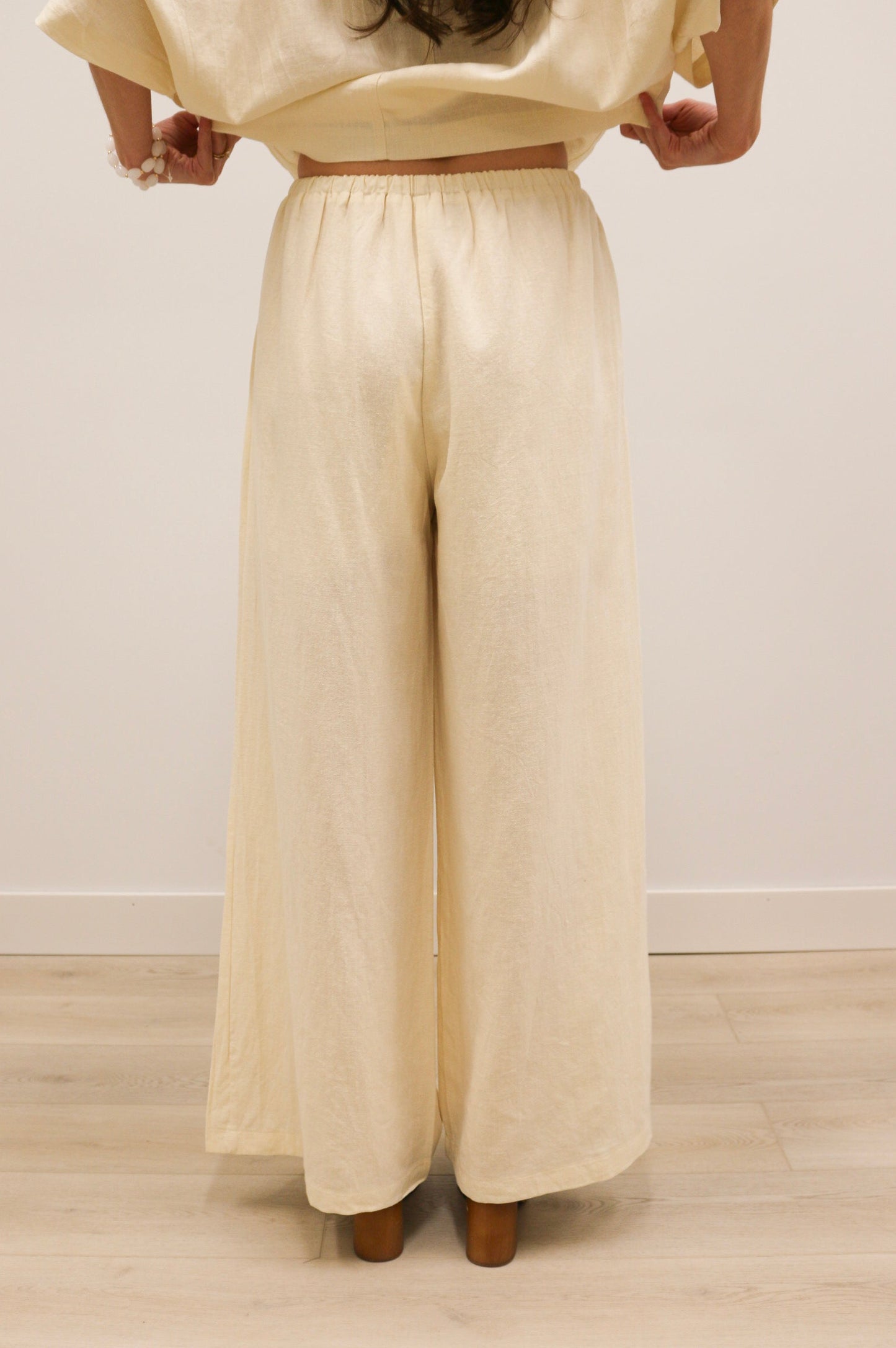 Raleigh Textured Wide Leg Relaxed Fit Drawstring Pants - Light Linen