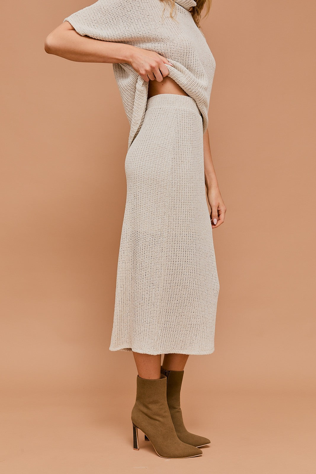 zSALE Rhea High Waisted Textured Knit Midi Skirt - Natural